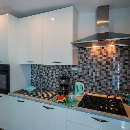 Apartment Lavender & Mint Kastela
