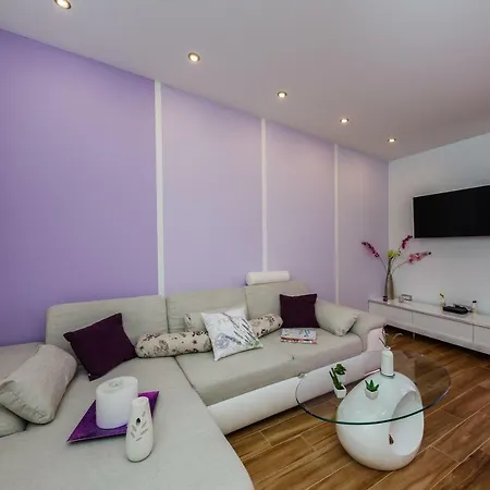 Lavender & Mint Kastela