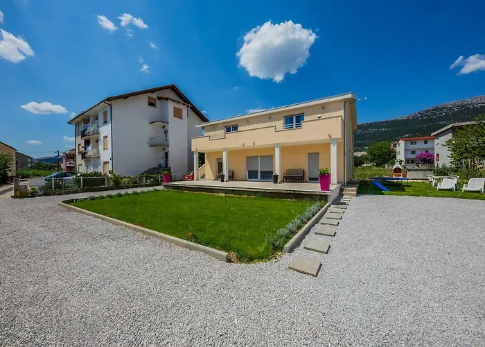 아파트 Lavender & Mint Kaštela